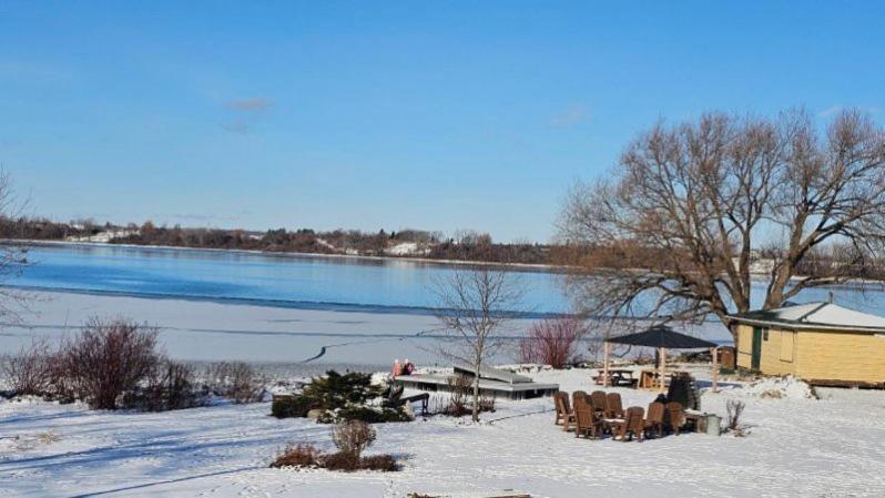 Hotel Oasis Lac St-Louis Salaberry-de-Valleyfield Kültér fotó