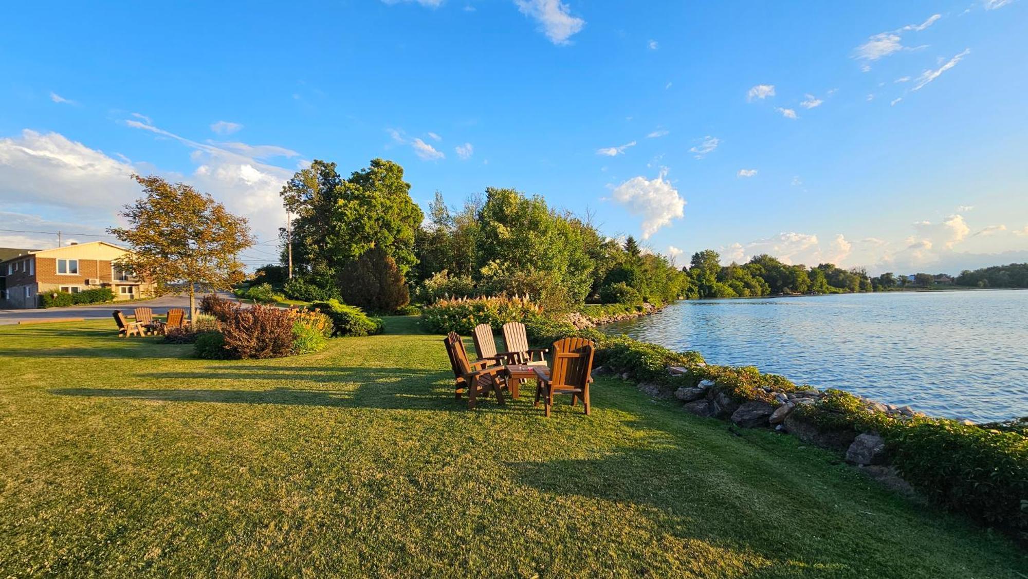Hotel Oasis Lac St-Louis Salaberry-de-Valleyfield Kültér fotó