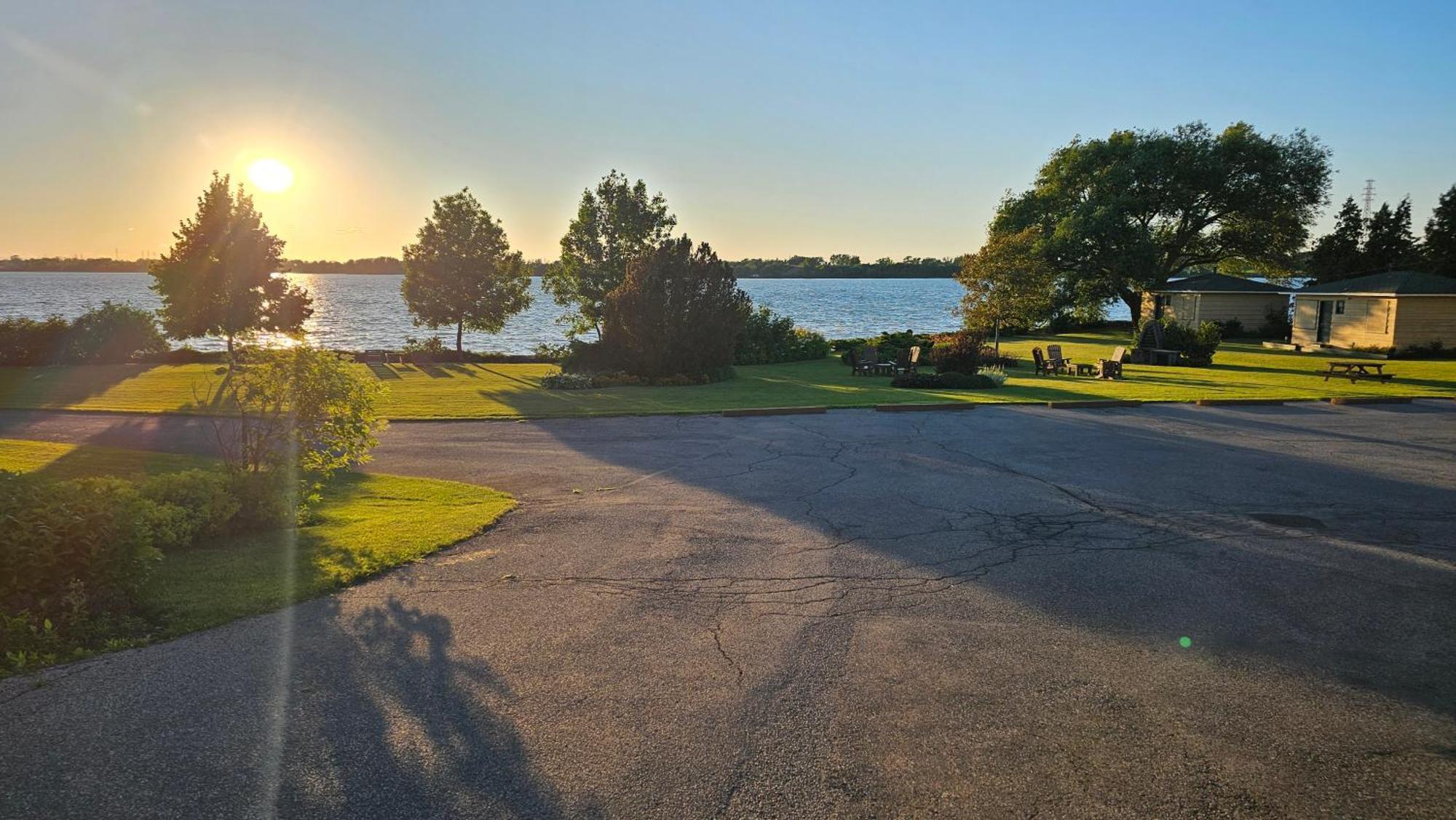 Hotel Oasis Lac St-Louis Salaberry-de-Valleyfield Kültér fotó