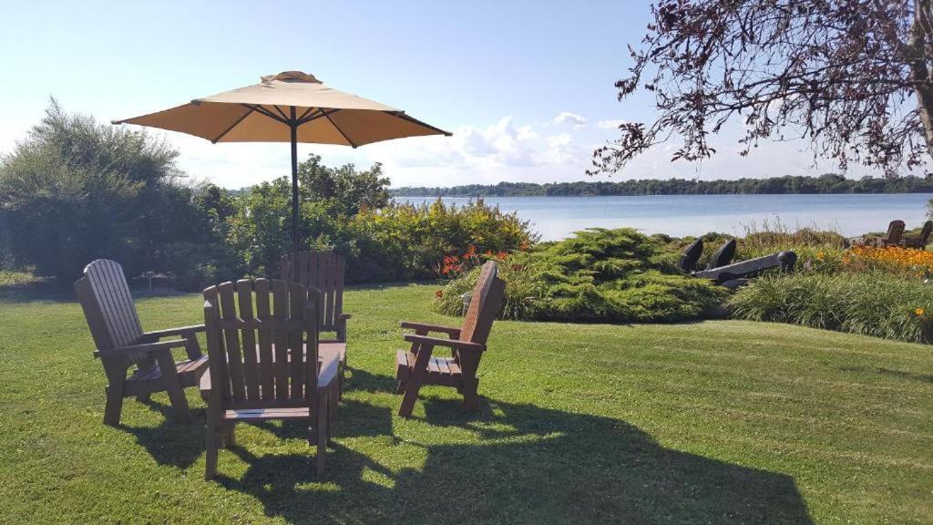 Hotel Oasis Lac St-Louis Salaberry-de-Valleyfield Kültér fotó